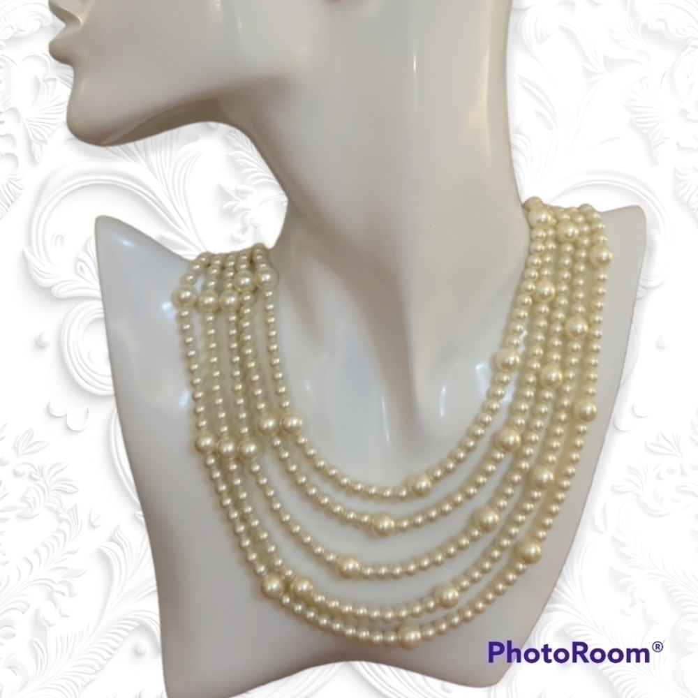 Simply VERA Cream Pearl Layered Audrey Hepburn Bridal Castlecore Necklace